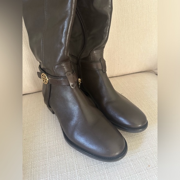 Tory Burch leather riding boots. 7.5 - Picture 2 of 4